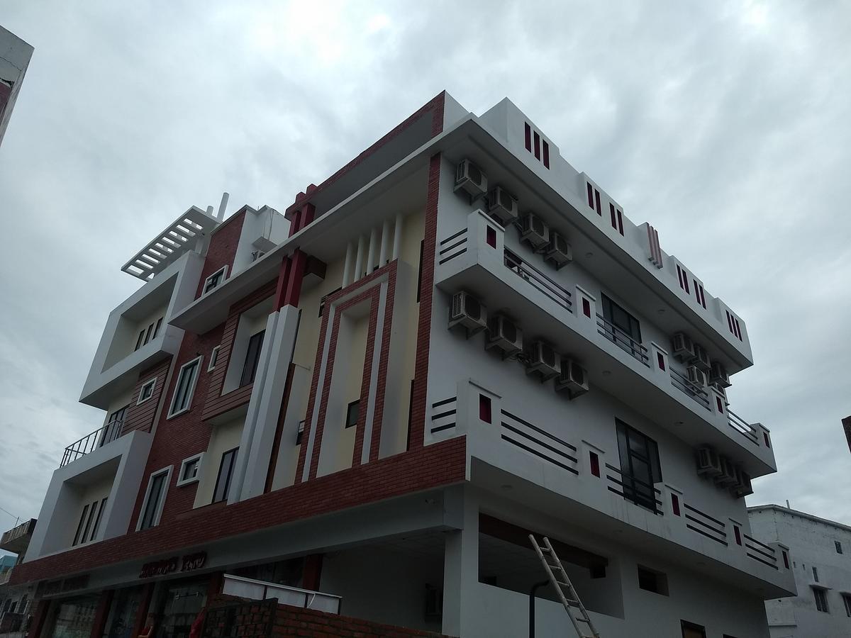 Hotel Reyansh Tanakpur Exteriör bild