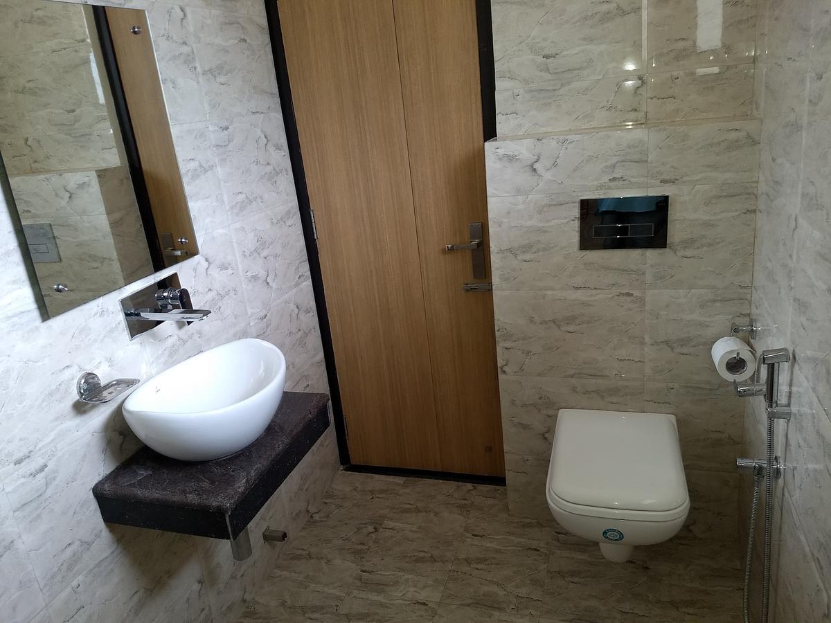 Hotel Reyansh Tanakpur Exteriör bild