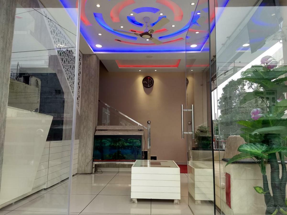 Hotel Reyansh Tanakpur Exteriör bild